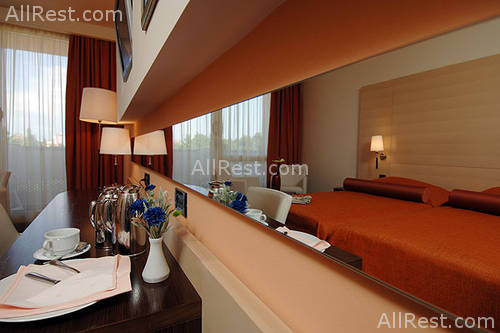 Eden Hotel 16